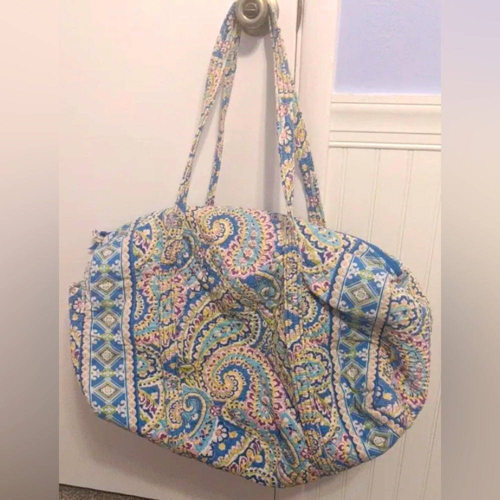 Vera Bradley Retired Capri Blue Paisley 2007 small duffel bag